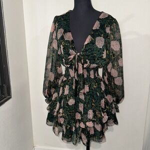 One and Only Collective Floral Deep V Neck Balloon Sleeve Mini Dress‎ Medium